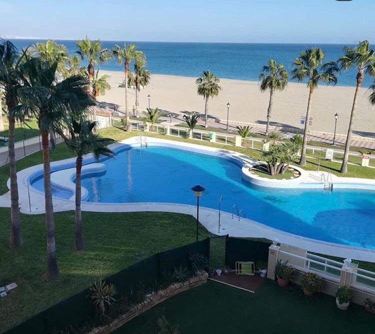 Primera Linea De Playa Рокетас-де-Мар Экстерьер фото